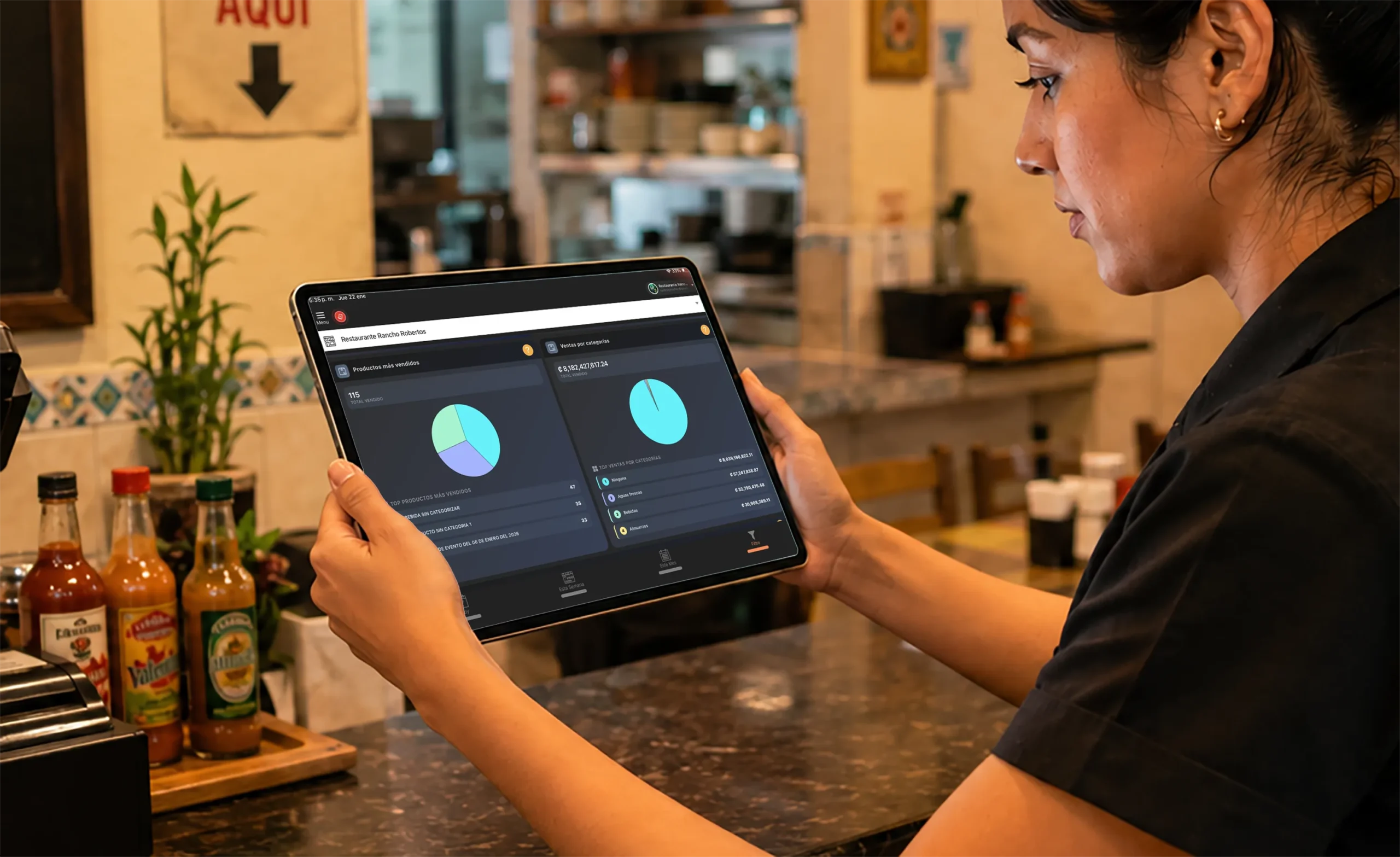 Dashboard y métricas en tablet para restaurantes